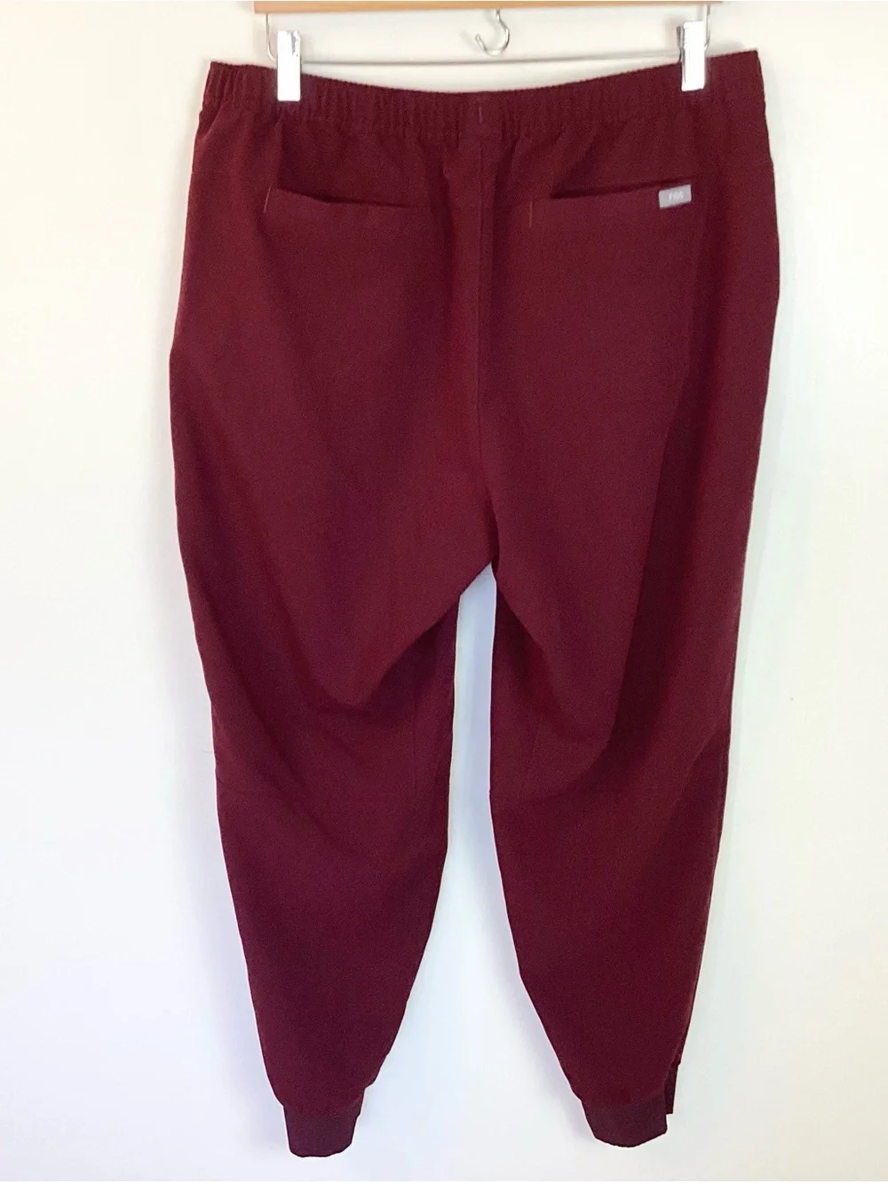 Figs Men’s Tansen Jogger Scrub Pants - Burgundy - XL